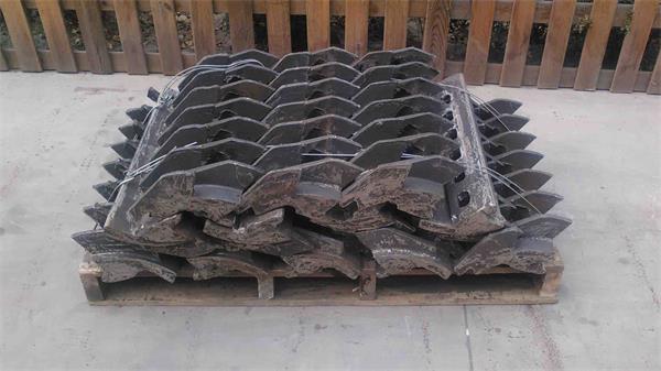 耐磨件定制-堆焊耐磨板(圖2)